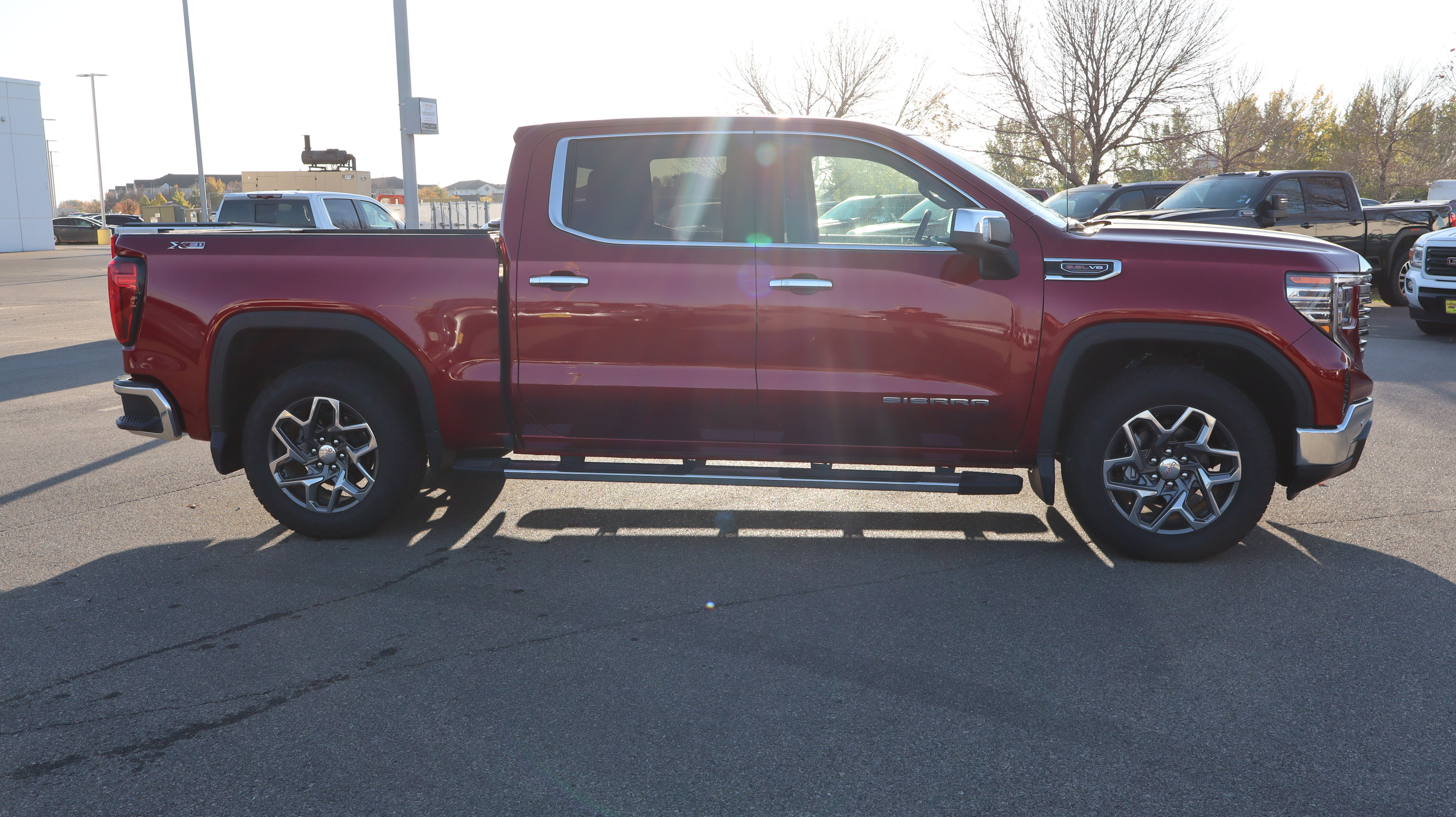 Used 2026 GMC Sierra 1500 SLT w/ SLT Premium Plus Package AWD/4WD image 8