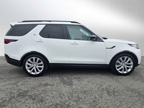 Certified 2024 Land Rover Discovery S AWD/4WD image 6