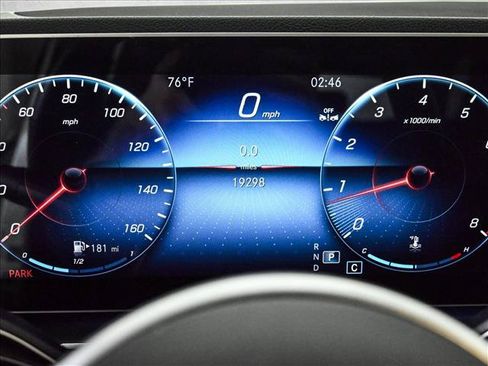 Used 2023 Mercedes-Benz GLE 350 4MATIC image 11
