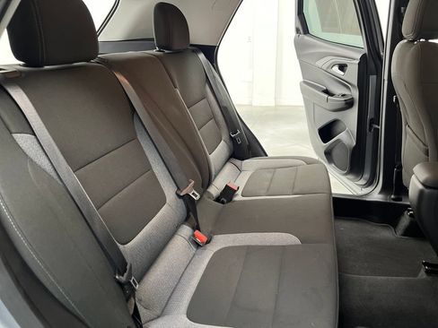 Used 2025 Chevrolet TrailBlazer LT AWD/4WD image 21