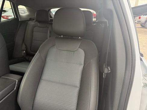 New 2026 Chevrolet Trax LT w/ Sunroof Package image 22