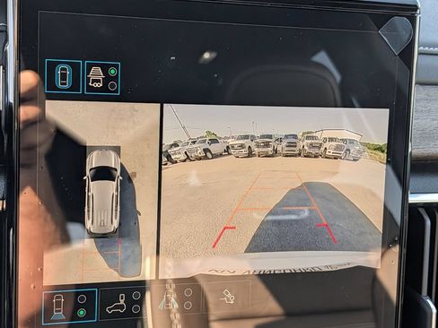 New 2026 GMC Acadia Denali Ultimate w/ LPO, Floor Liner Package AWD/4WD image 17
