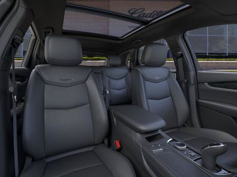 New 2026 Cadillac XT5 Premium Luxury w/ LPO, Floor Liner Package AWD/4WD image 16