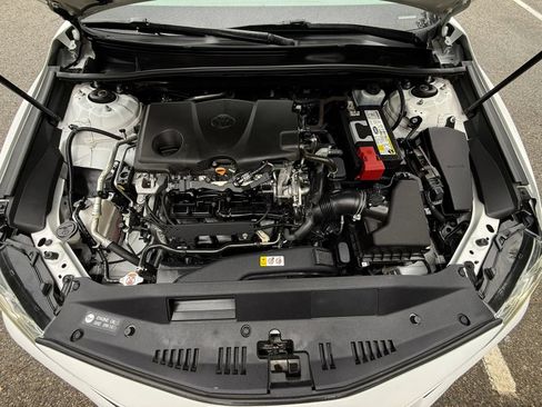 Used 2019 Toyota Camry SE w/ Carpet Mat Package FWD image 47