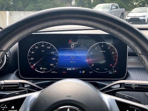 Used 2024 Mercedes-Benz C 300 Sedan image 25