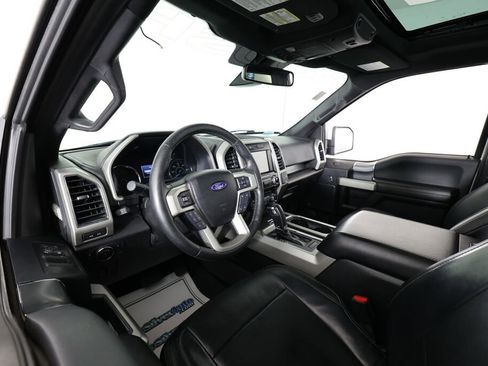 Used 2017 Ford F150 Lariat w/ Equipment Group 502A Luxury AWD/4WD image 10
