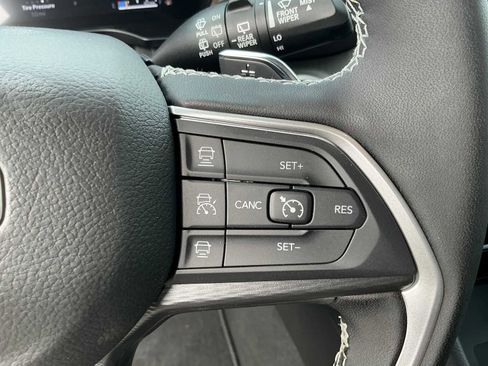 New 2025 Jeep Grand Cherokee L Altitude image 22