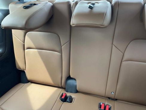 New 2026 Nissan Pathfinder Platinum AWD/4WD image 12