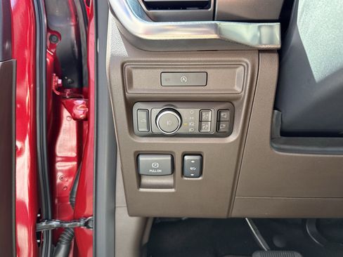 Used 2025 Ford F150 King Ranch AWD/4WD image 14