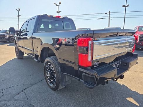 Used 2023 Ford F350 Platinum w/ FX4 Off-Road Package AWD/4WD image 4