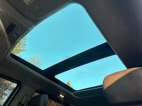 Used 2018 Ford F350 Limited image 15