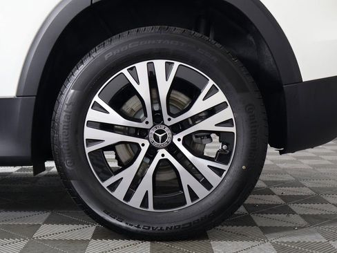 New 2026 Mercedes-Benz GLB 250 image 10