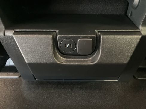 Used 2025 Ford F150 XLT w/ Equipment Group 301A Standard image 24