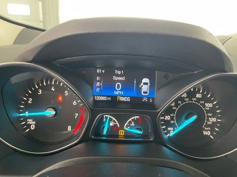 Used 2017 Ford Escape SE AWD/4WD image 40