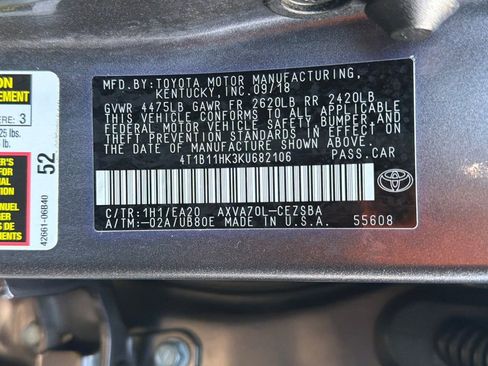 Used 2019 Toyota Camry SE FWD image 30