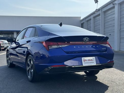 Used 2023 Hyundai Elantra Limited image 5