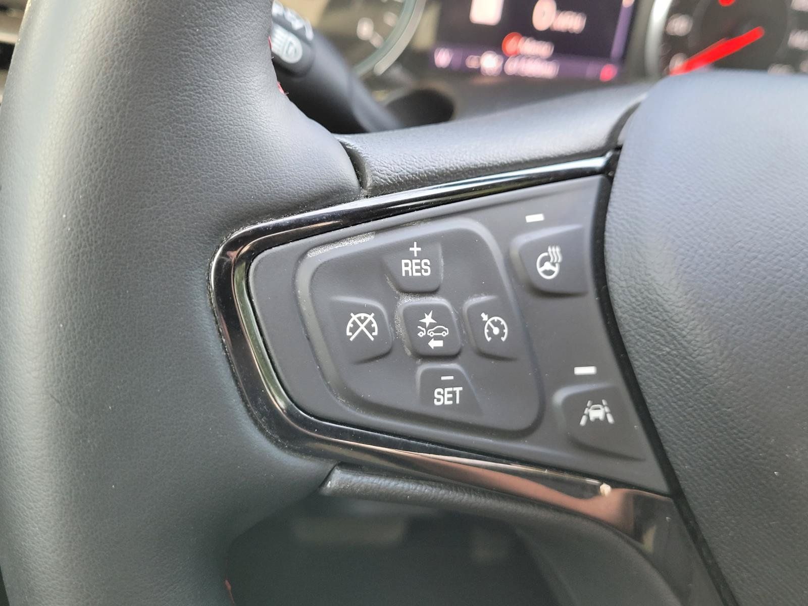 Used 2023 Chevrolet Equinox RS w/ RS Leather Package FWD image 9