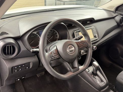 Used 2024 Nissan Kicks S FWD image 4