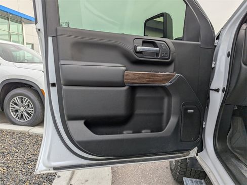 Used 2022 Chevrolet Silverado 3500 High Country w/ Safety Package II image 11