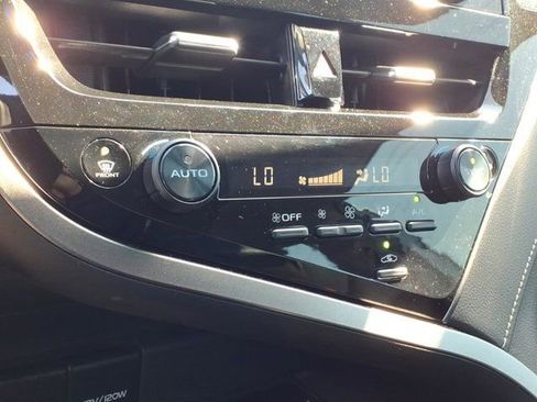 Used 2024 Toyota Camry XSE w/ Navigation Package FWD image 14