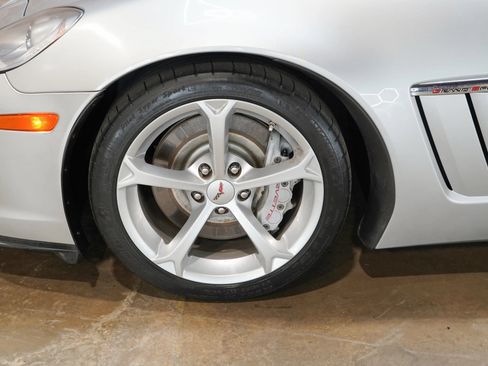 Used 2010 Chevrolet Corvette Grand Sport w/ Preferred Equipment Group RWD image 60
