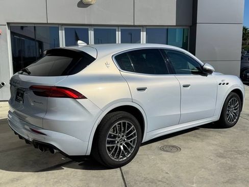 Certified 2023 Maserati Grecale Folgore AWD/4WD image 8
