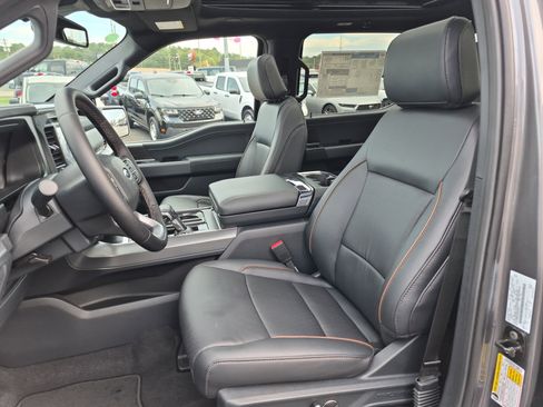 New 2025 Ford F150 Lariat w/ Equipment Group 502A High image 17