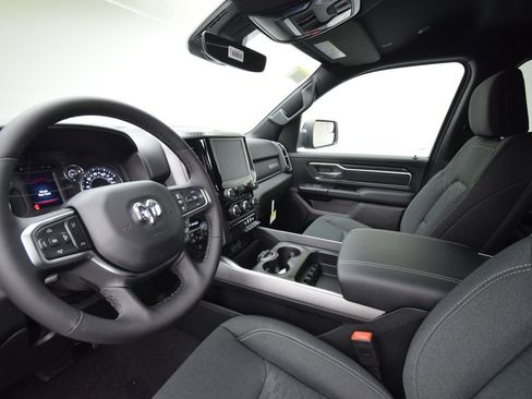 New 2026 RAM 1500 Big Horn w/ Night Edition image 34