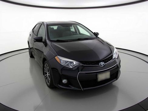 Used 2015 Toyota Corolla S image 3
