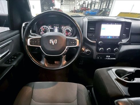 Used 2022 RAM 1500 Big Horn AWD/4WD image 17