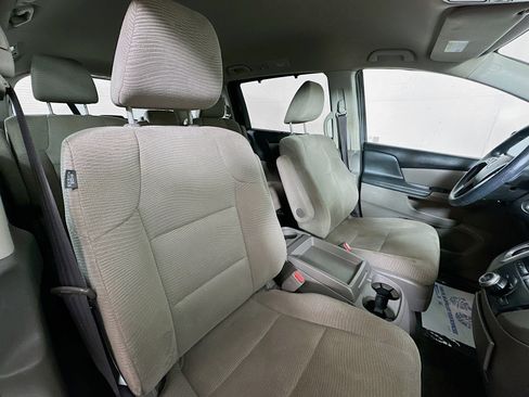 Used 2013 Honda Odyssey EX image 28