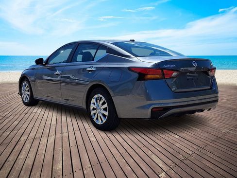 Used 2021 Nissan Altima 2.5 SV FWD image 4