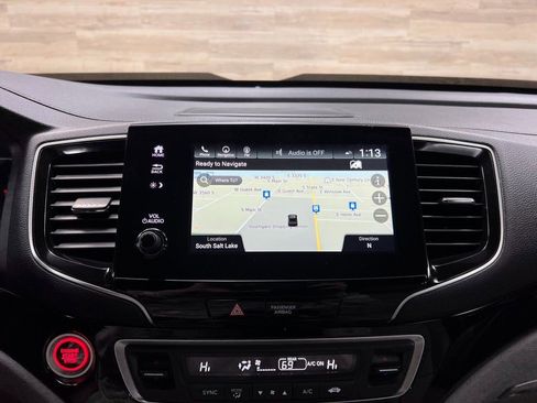 Used 2022 Honda Pilot Touring image 8