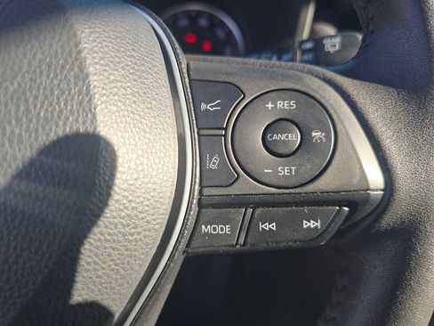 Certified 2022 Toyota RAV4 XLE Premium image 29