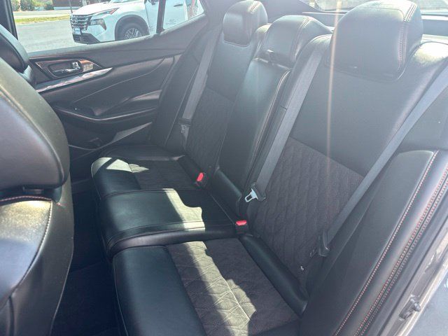 Used 2023 Nissan Maxima SR w/ Sport Mat Group FWD image 17
