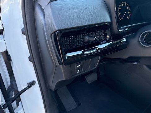 Used 2023 Honda CR-V EX-L image 20