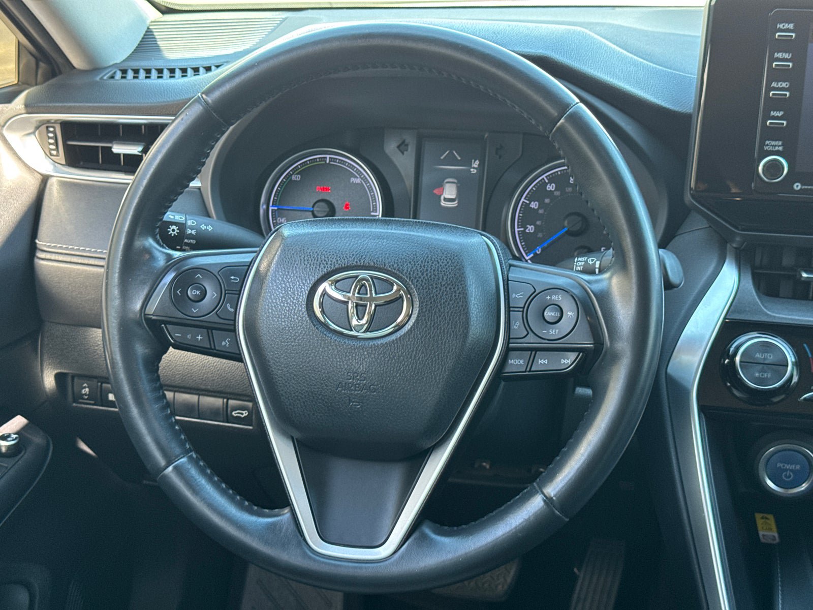 Used 2021 Toyota Venza LE w/ Carpet Mat Package (TMS) AWD/4WD image 26