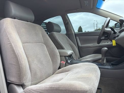 Used 2004 Toyota Camry LE FWD image 16
