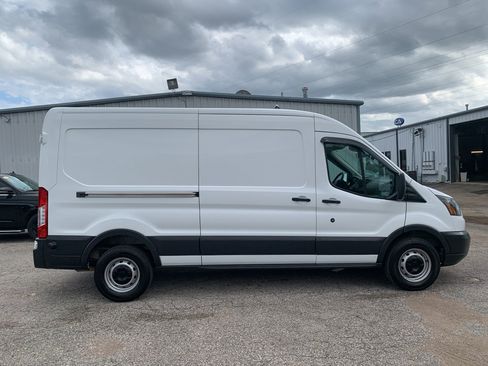 Used 2017 Ford Transit 350 148 Medium Roof image 2
