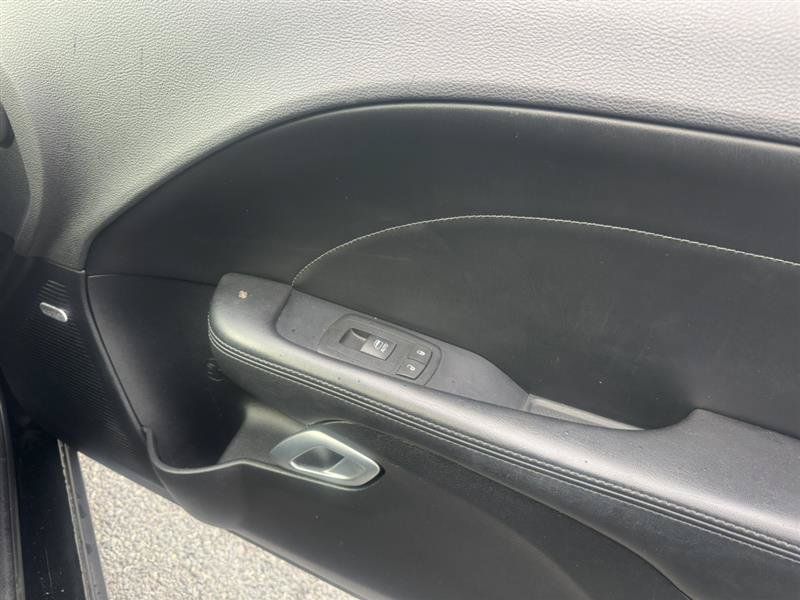 Used 2016 Dodge Challenger R/T Scat Pack w/ Leather Interior Group RWD image 13
