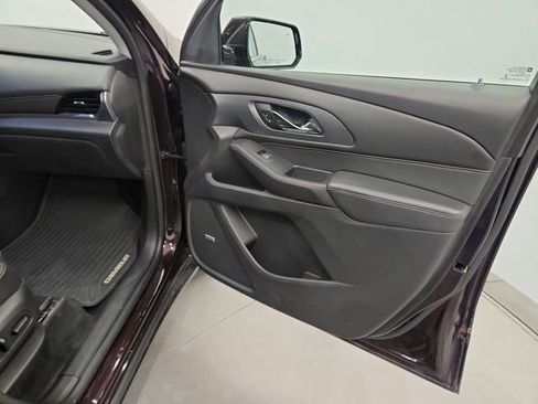 Used 2018 Chevrolet Traverse Premier AWD/4WD image 43