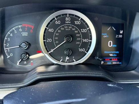 Used 2022 Toyota Corolla LE FWD image 14