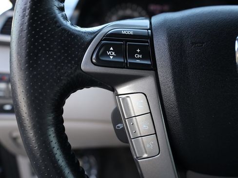 Used 2016 Honda Odyssey EX-L image 25