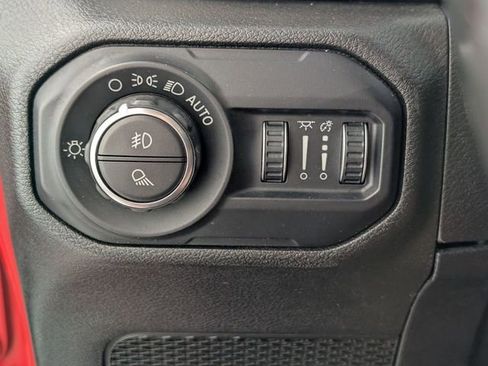 Used 2020 Jeep Gladiator Sport w/ Quick Order Package 24S AWD/4WD image 13