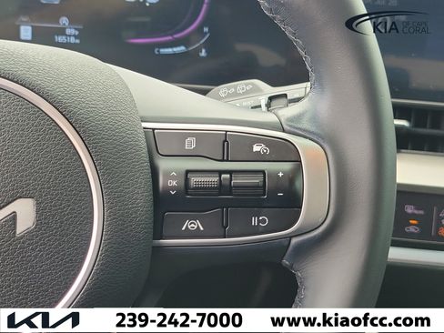 Certified 2024 Kia Sportage EX FWD image 24