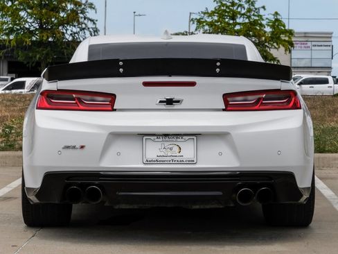 Used 2017 Chevrolet Camaro ZL1 RWD image 8