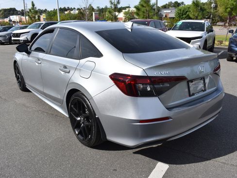 Used 2025 Honda Civic Sport image 7