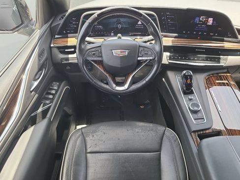 Used 2023 Cadillac Escalade ESV Premium Luxury RWD image 20