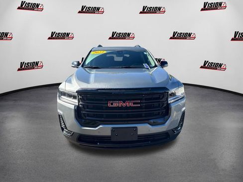 Used 2023 GMC Acadia SLE w/ Driver Convenience Package image 2