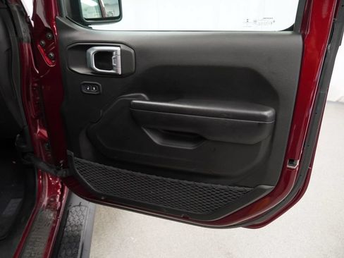 Used 2021 Jeep Wrangler Unlimited Sport AWD/4WD image 44